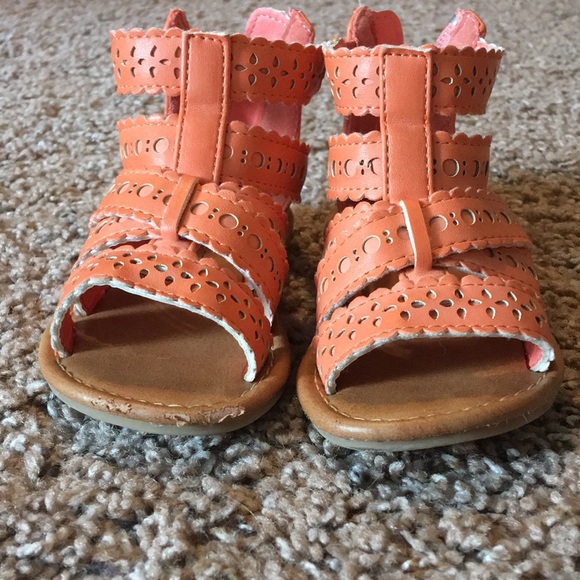 Gladiator type sandals - Picture 2 of 3